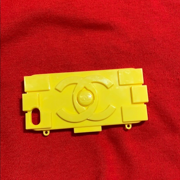 chanel special edition lego phone case - Picture 2 of 3